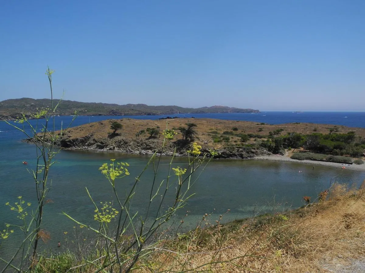 Tranquilos Estudios Cerca De La Playa Cadaqués